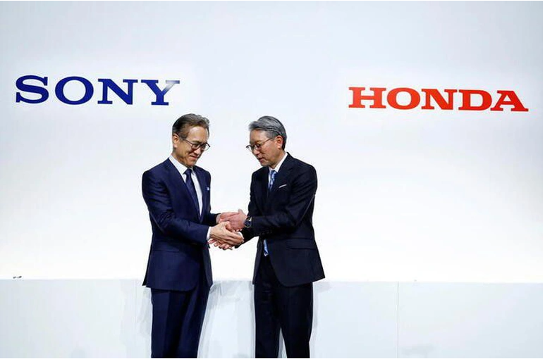 Honda và Sony bắt tay phát triển xe điện.